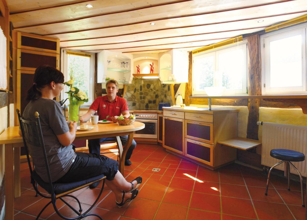 Hotel Vier Spitzen Lauenforde エクステリア 写真