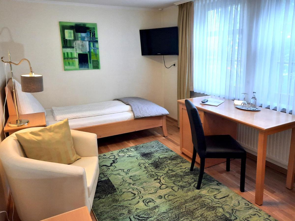 Hotel Vier Spitzen Lauenforde エクステリア 写真