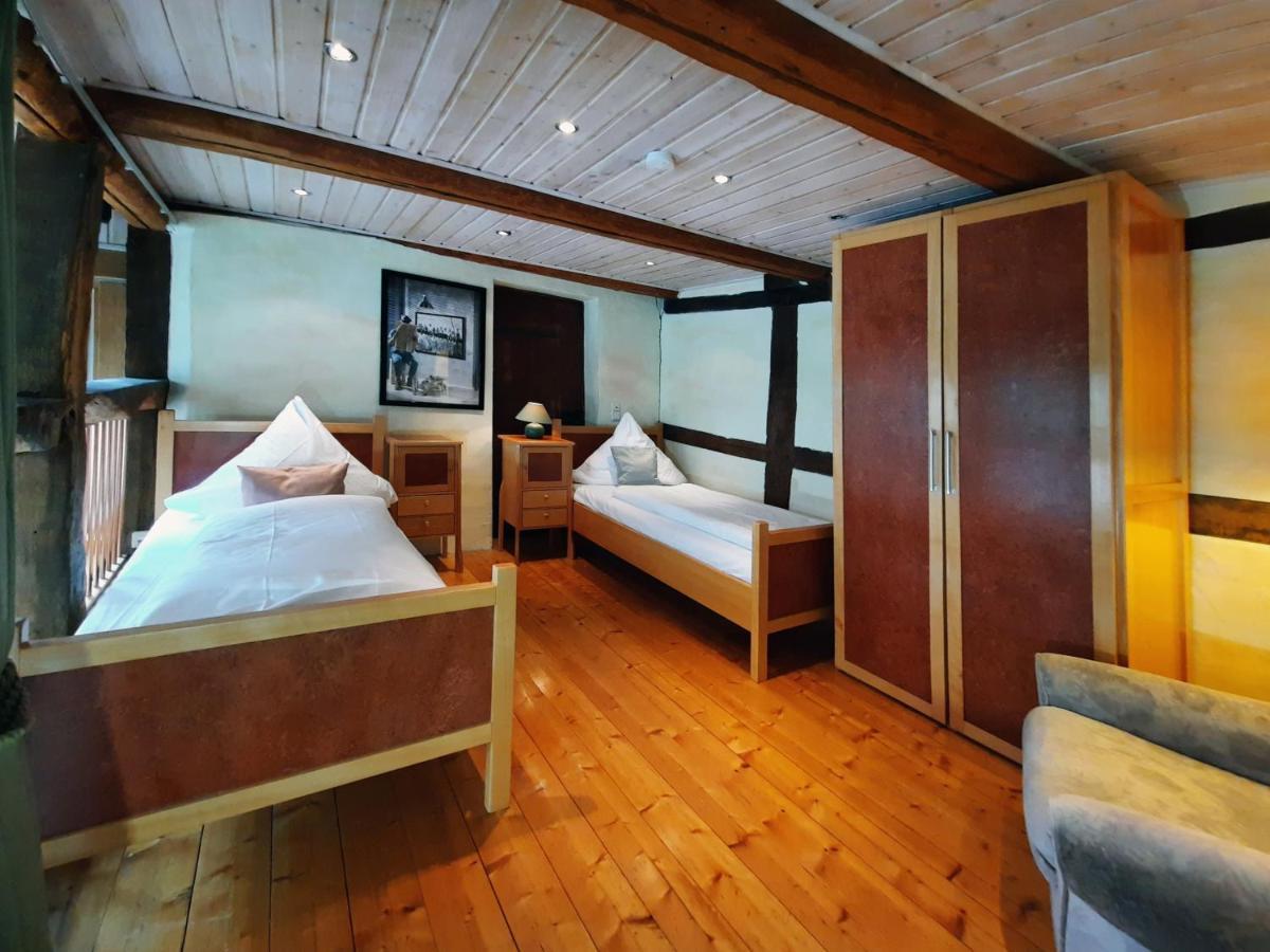 Hotel Vier Spitzen Lauenforde エクステリア 写真